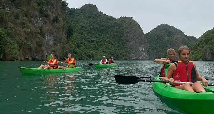 Kỳ nghỉ gia đình với thanh thiếu niên Việt Nam 2 tuần
